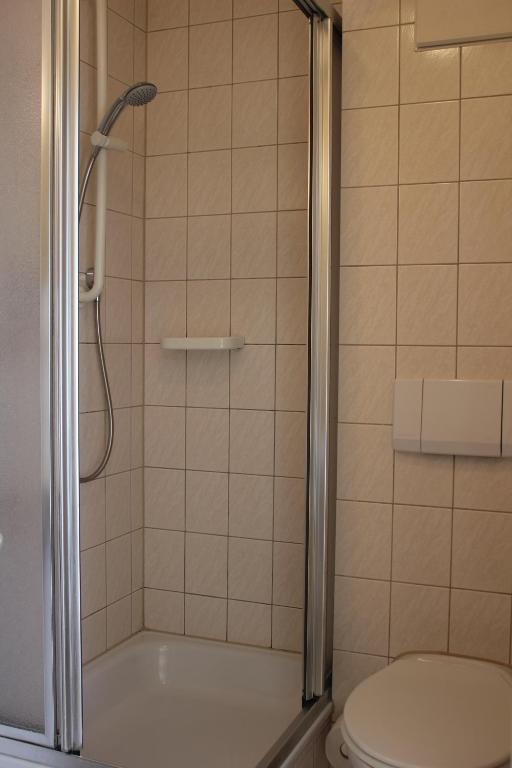 טייסנדורף Haus Chiemgau - Kolping-Familienhotel חדר תמונה